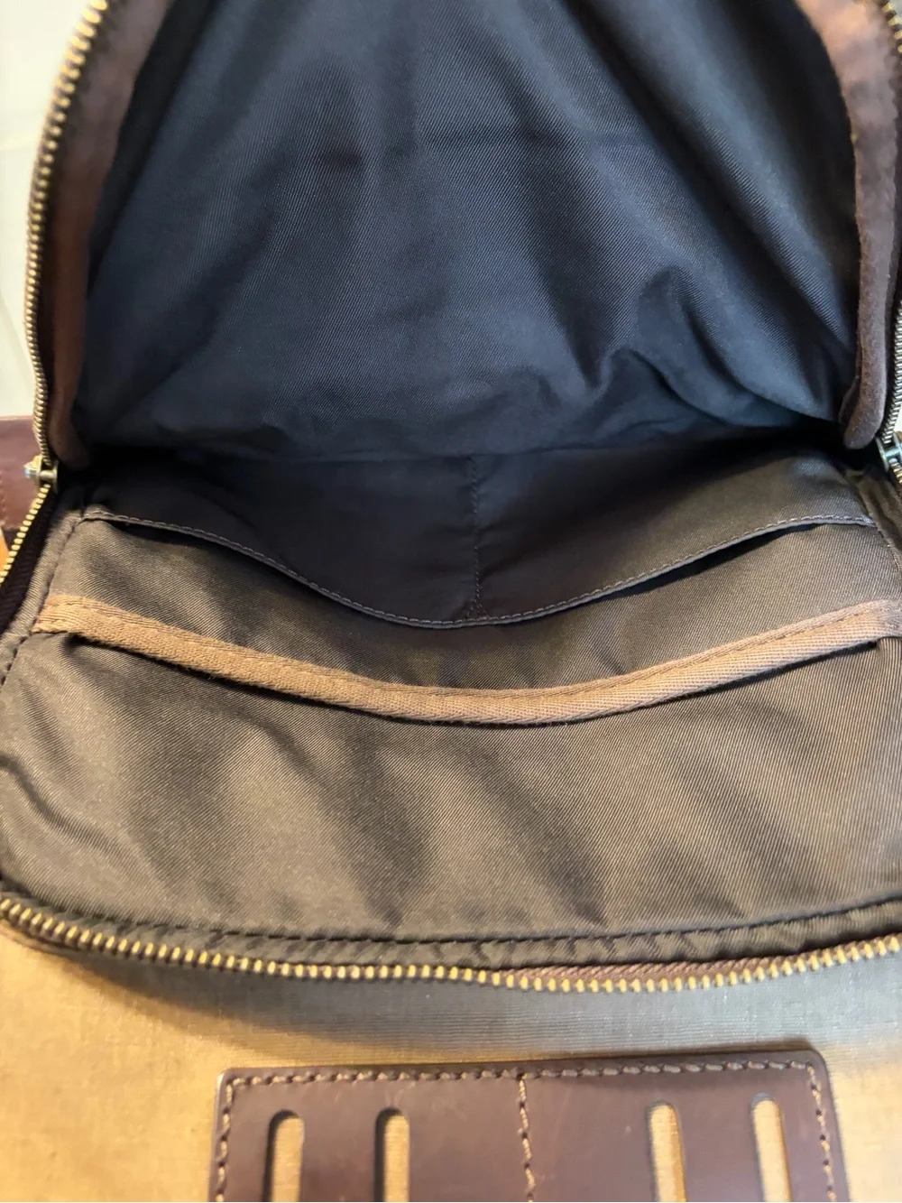 Hartmann Men's Brown/Tan Laptop Briefcase with Leather Trim